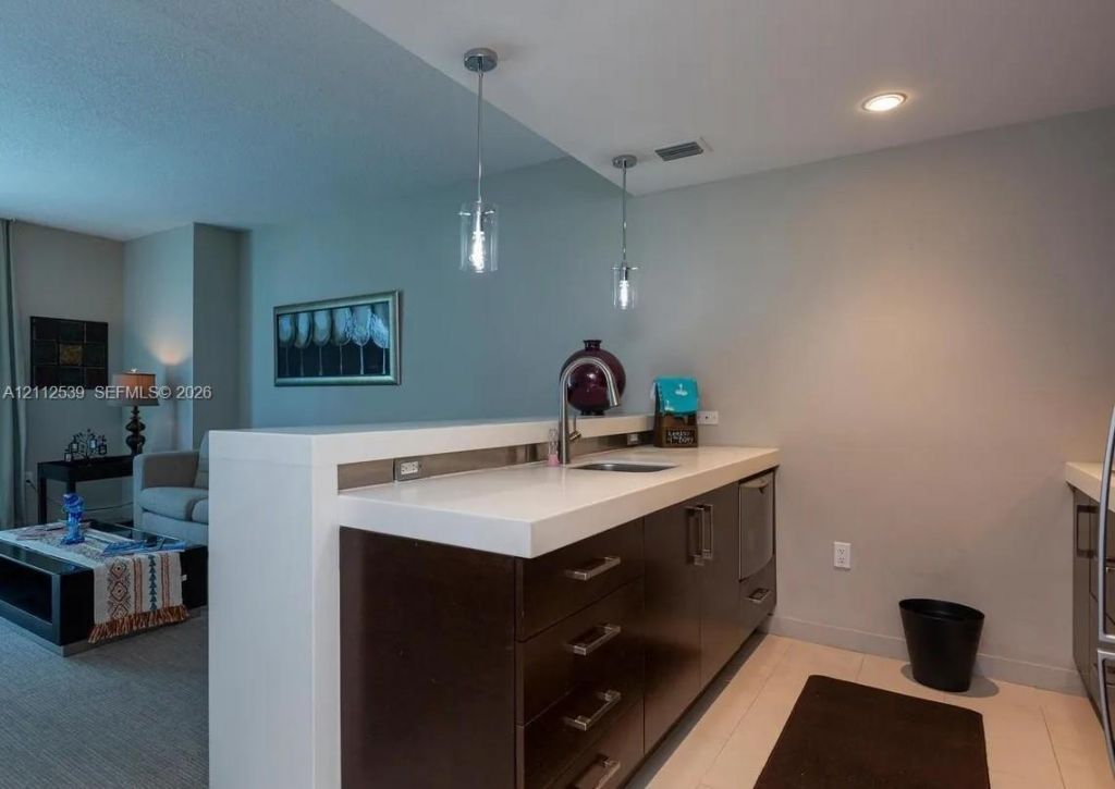 17315 Collins Ave , Unit 705, Sunny Isles Beach, FL 33160 Photo