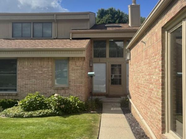 29773 Deer Run, Farmington Hills, MI 48331