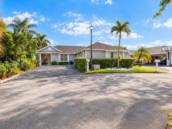 10225 SW 141st Ct , Miami, FL 33186