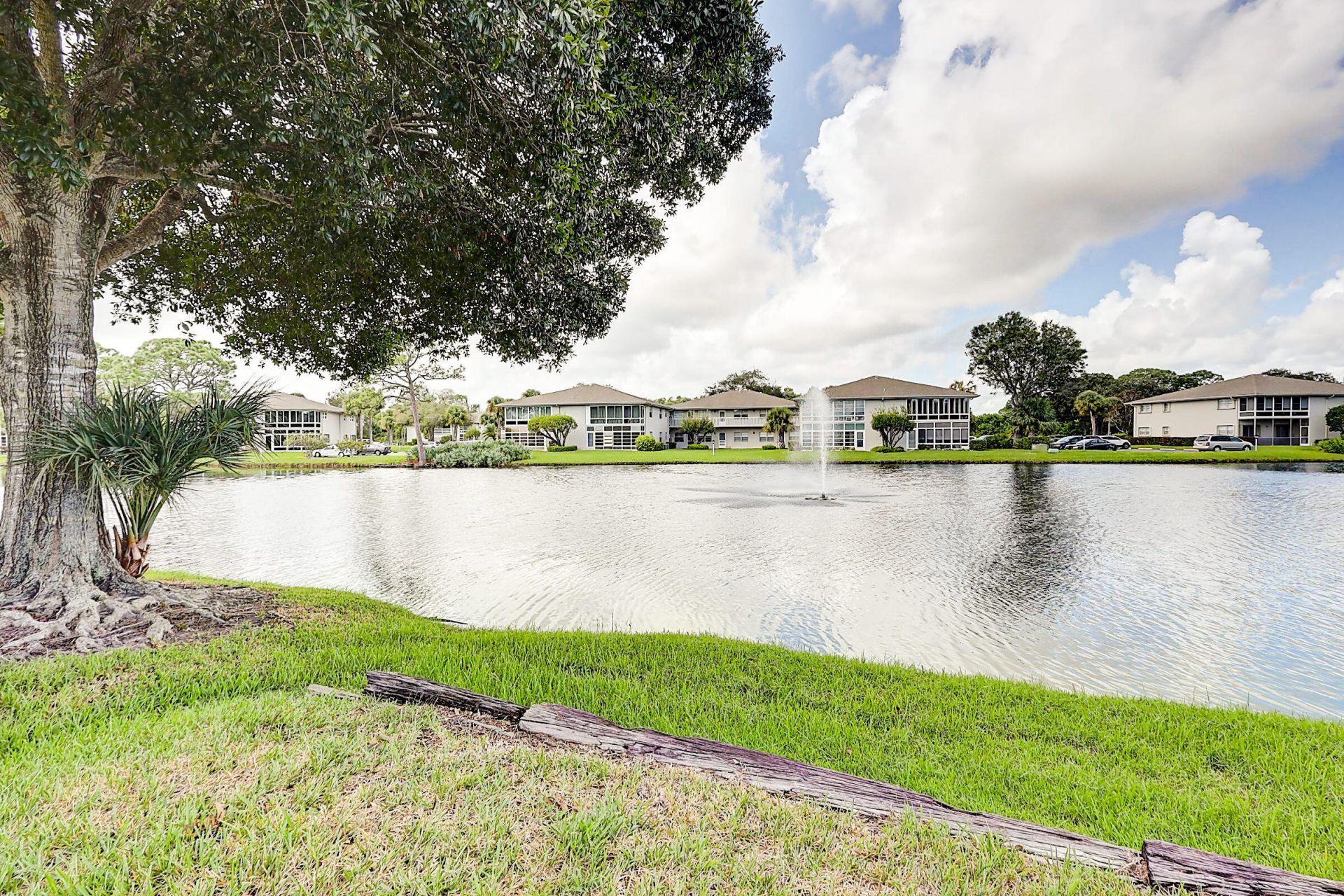 33 Lake Vista Trail, Unit 206, Port Saint Lucie, FL 34952 Photo