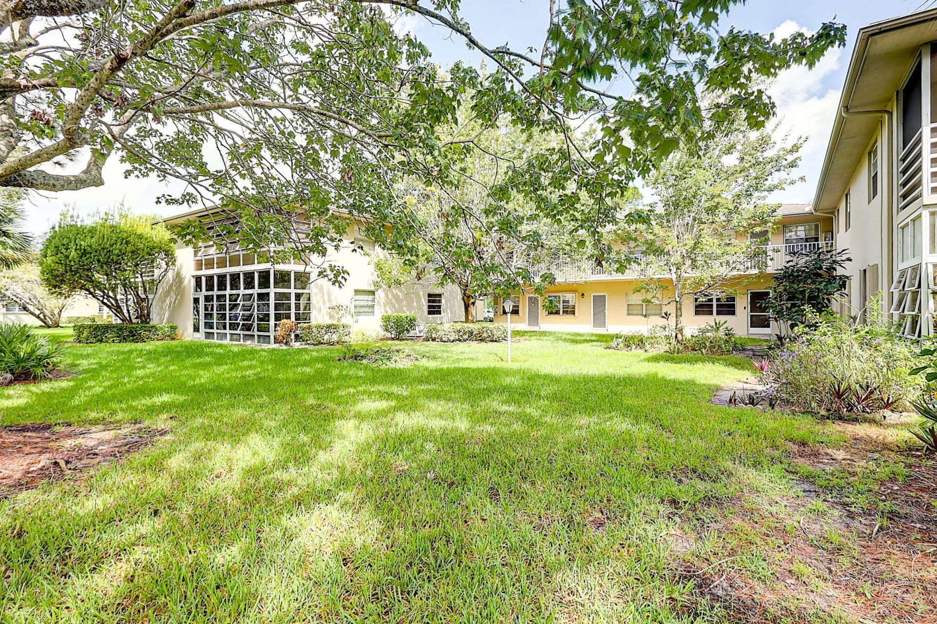 33 Lake Vista Trail, Unit 206, Port Saint Lucie, FL 34952 Photo