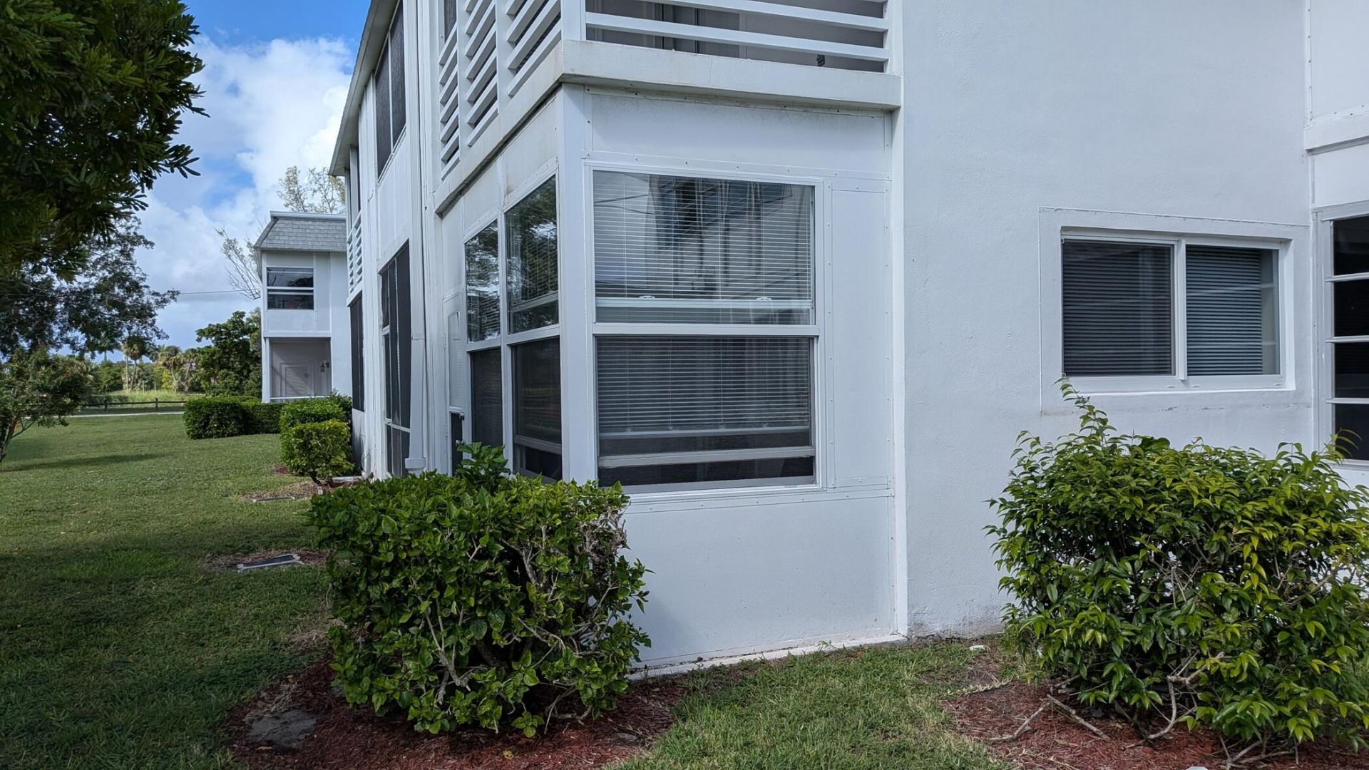 2880 Lake Osborne Drive, Unit 109, Lake Worth Beach, FL 33461 Photo