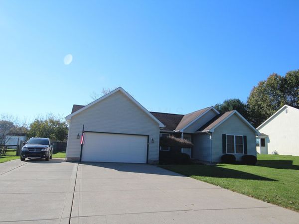 70 Zellers Lane SW, Etna, OH 43062