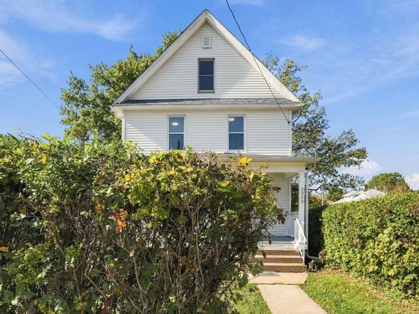 2528 Farnam Street , Davenport, IA 52803