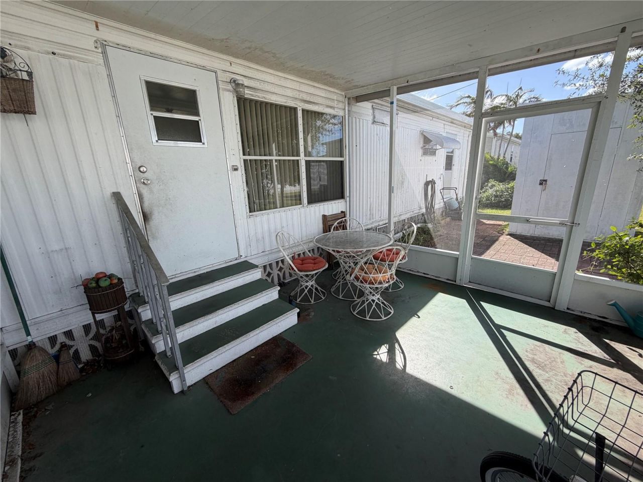4949 Oakland Hills Avenue , Sarasota, FL 34234 Photo