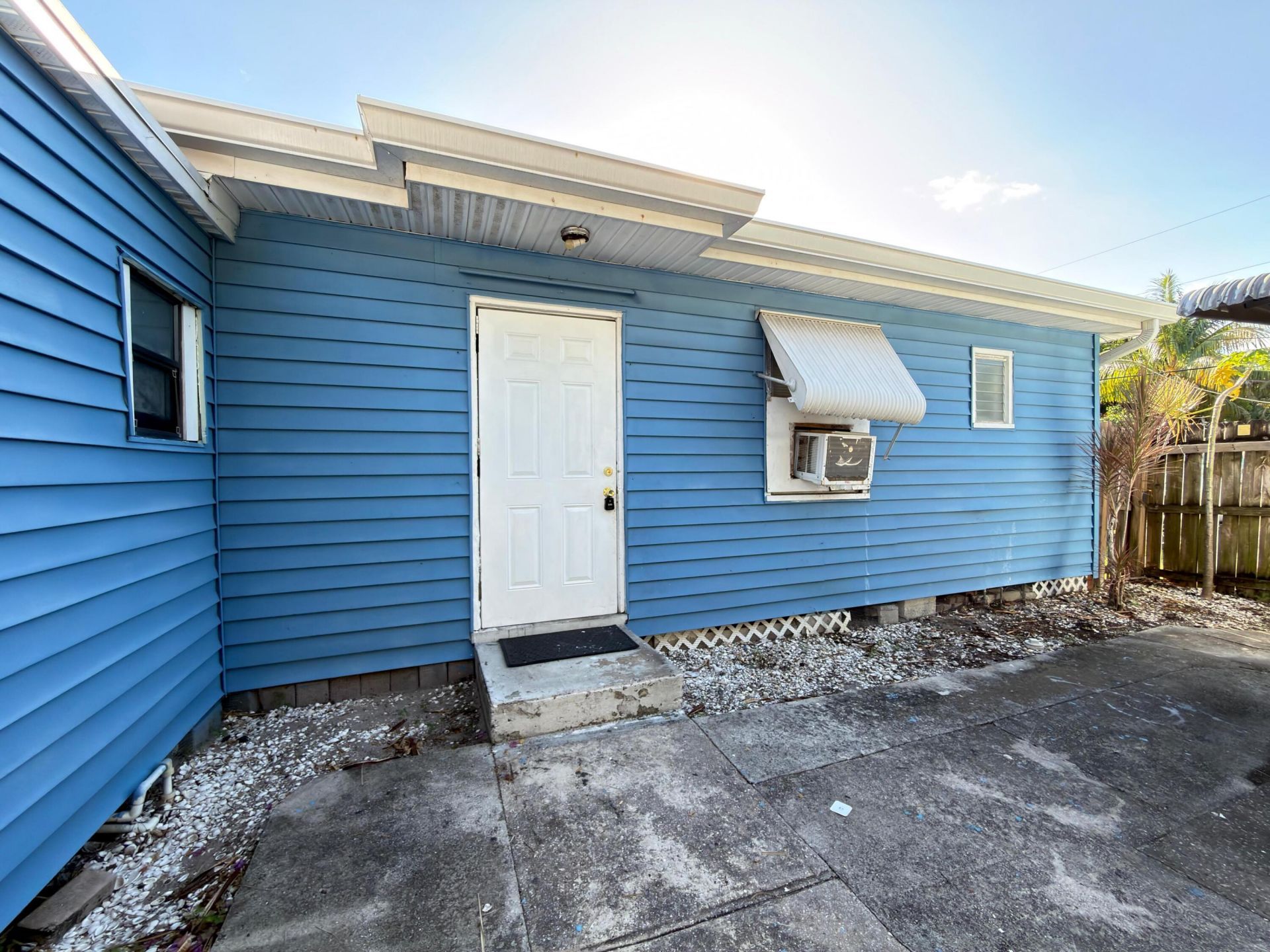 710 Tuscaloosa Street, Unit 2, West Palm Beach, FL 33405 Photo