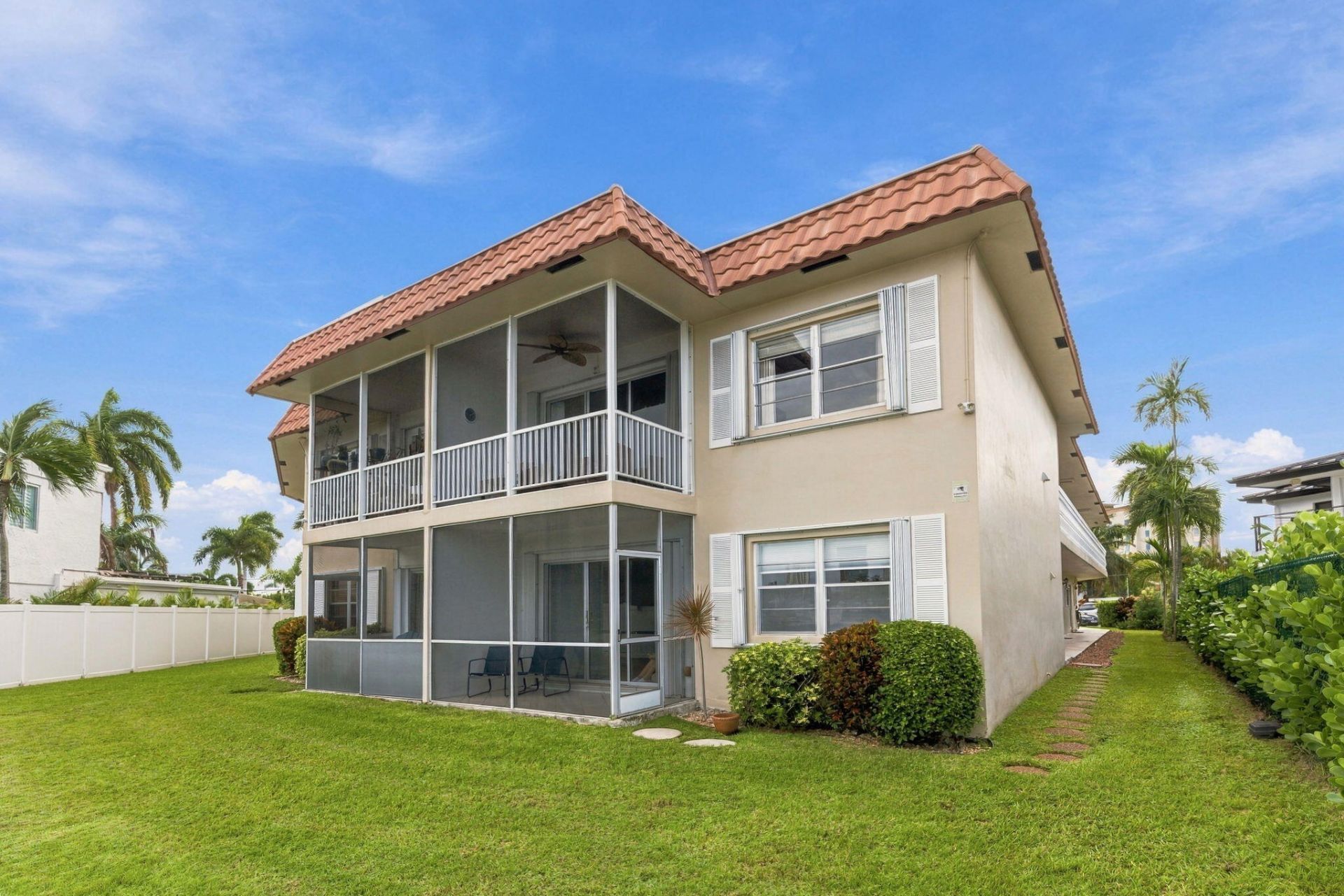 2201 SE 9th Street, Unit 207, Pompano Beach, FL 33062 Photo