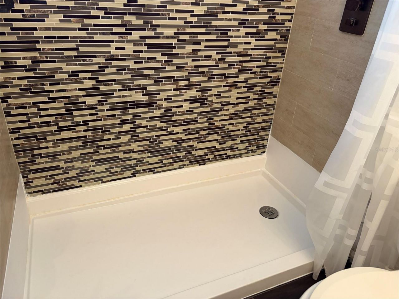 1931 Gardenia Court , Riviera Beach, FL 33404 Photo