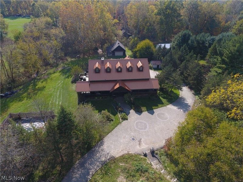 9156 Chippewa Road, Lodi, OH 44254 Photo 1