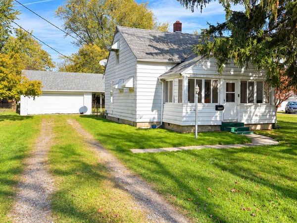 5856 Carnation Drive, Toledo, OH 43615