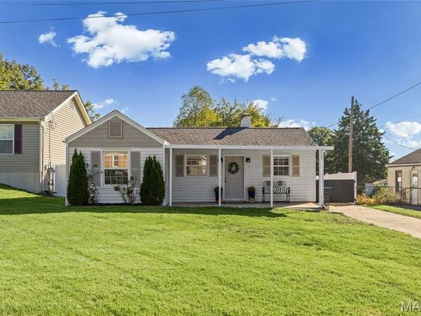 7904 Kingwood Street , St Louis, MO 63123