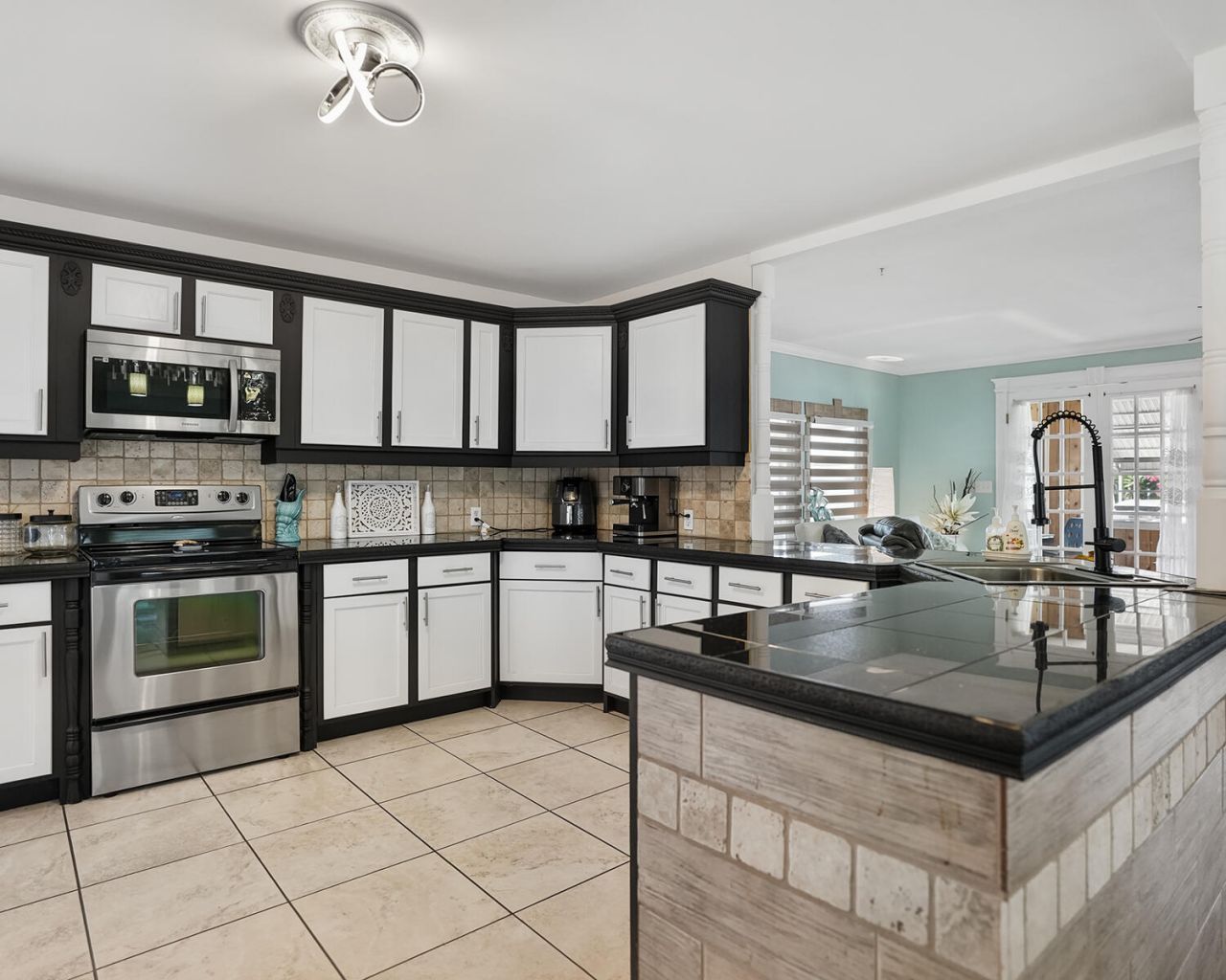 1891 SW 84th Avenue, Davie, FL 33324 Photo