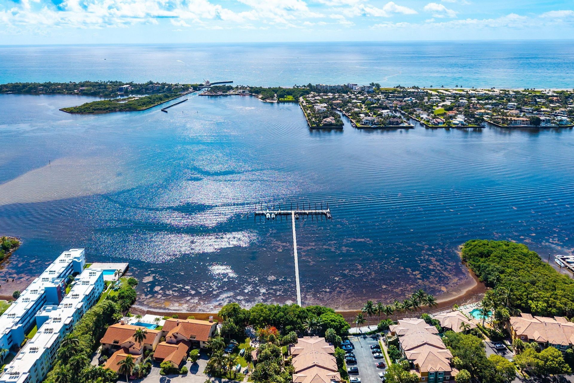 16 Via Lago, Boynton Beach, FL 33435 Photo