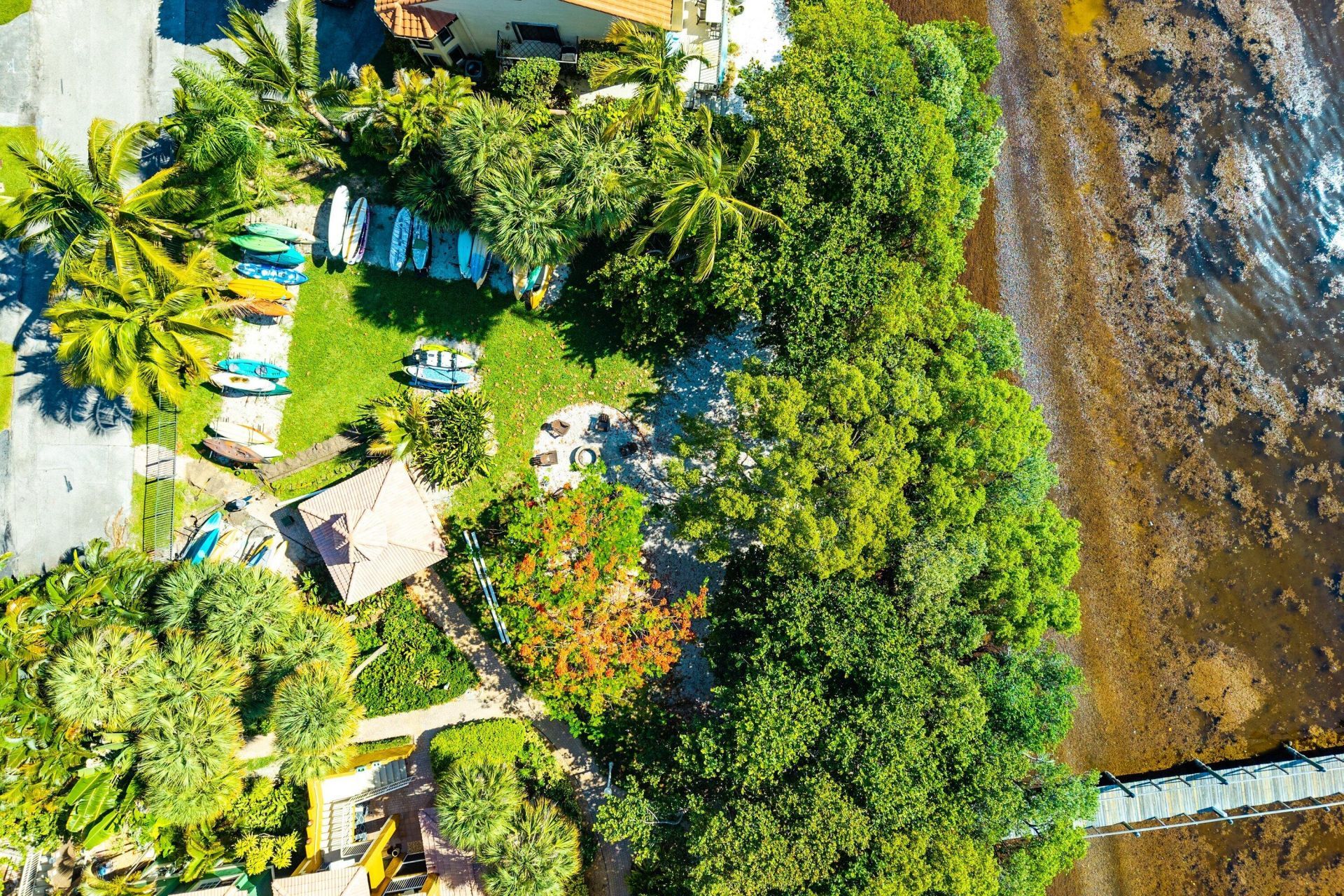 16 Via Lago, Boynton Beach, FL 33435 Photo