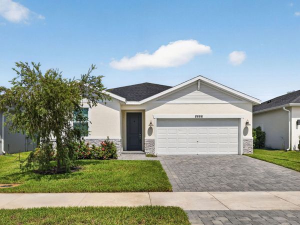 8666 DAHLIA Circle, Port St. Lucie, FL 34986