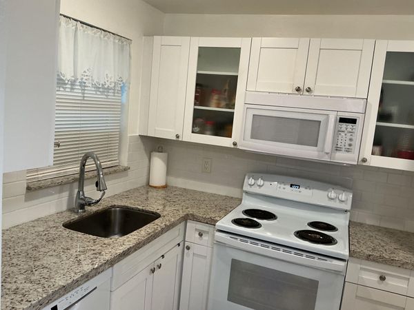 8100 SUNRISE LAKES Boulevard, Unit 210, Sunrise, FL 33322