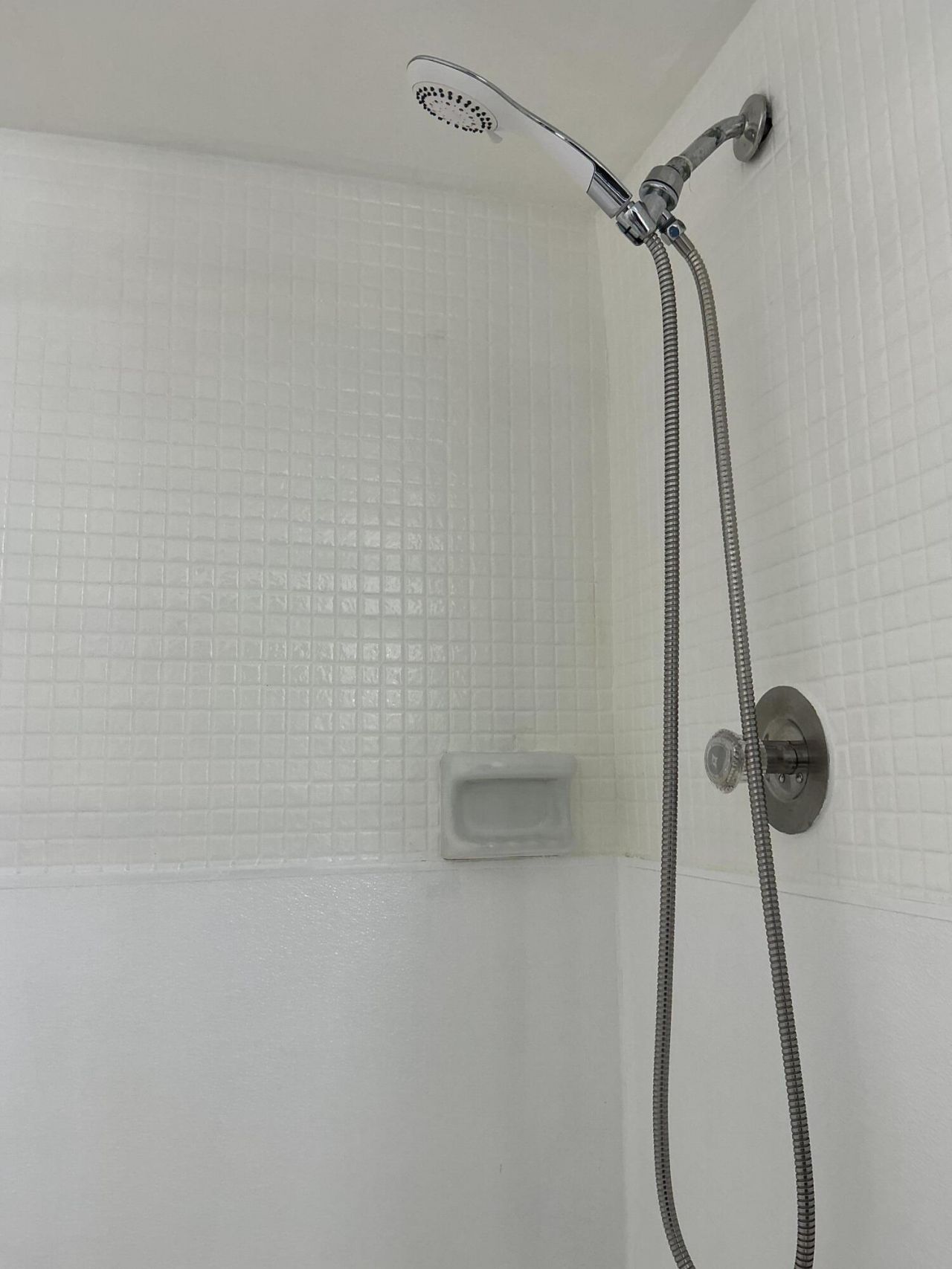 8100 Sunrise Lakes Boulevard, Unit 210, Sunrise, FL 33322 Photo