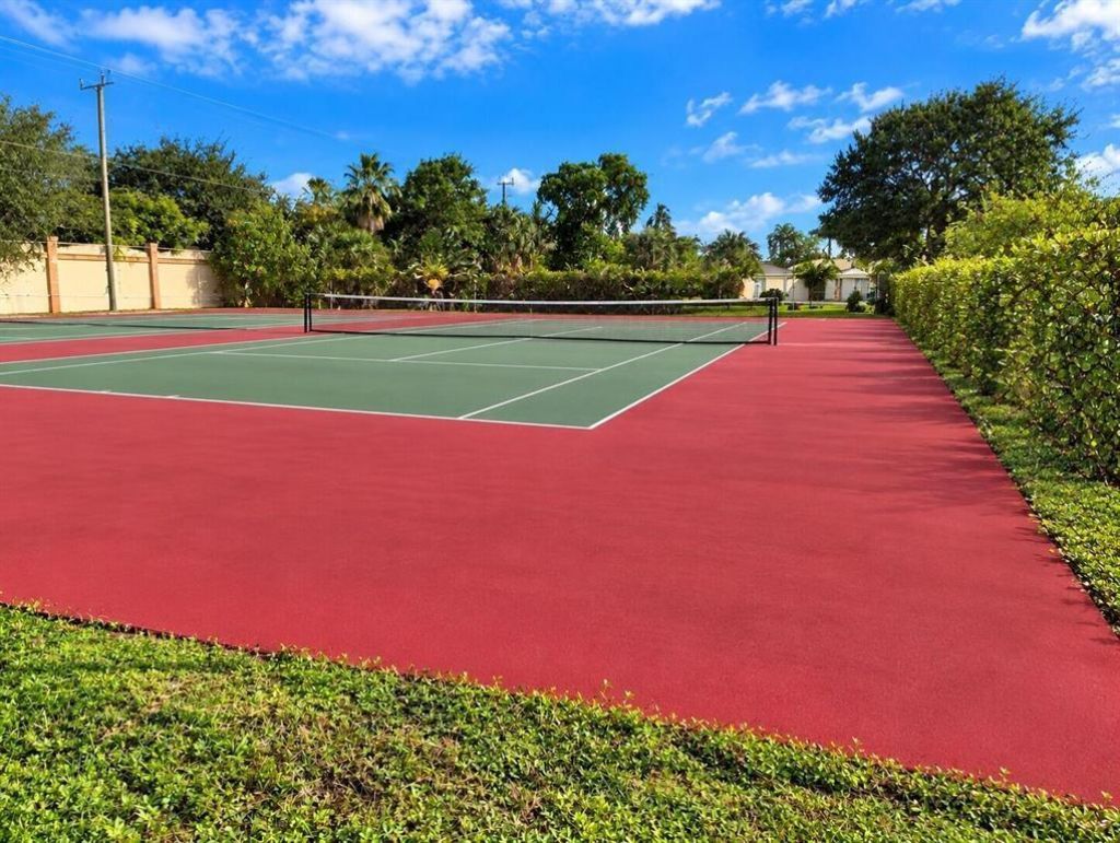 8100 Sunrise Lakes Boulevard, Unit 210, Sunrise, FL 33322 Photo