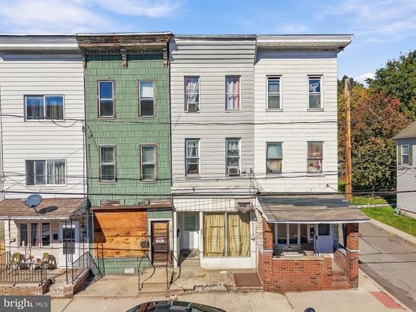 403 W CENTRE STREET , MAHANOY CITY, PA 17948