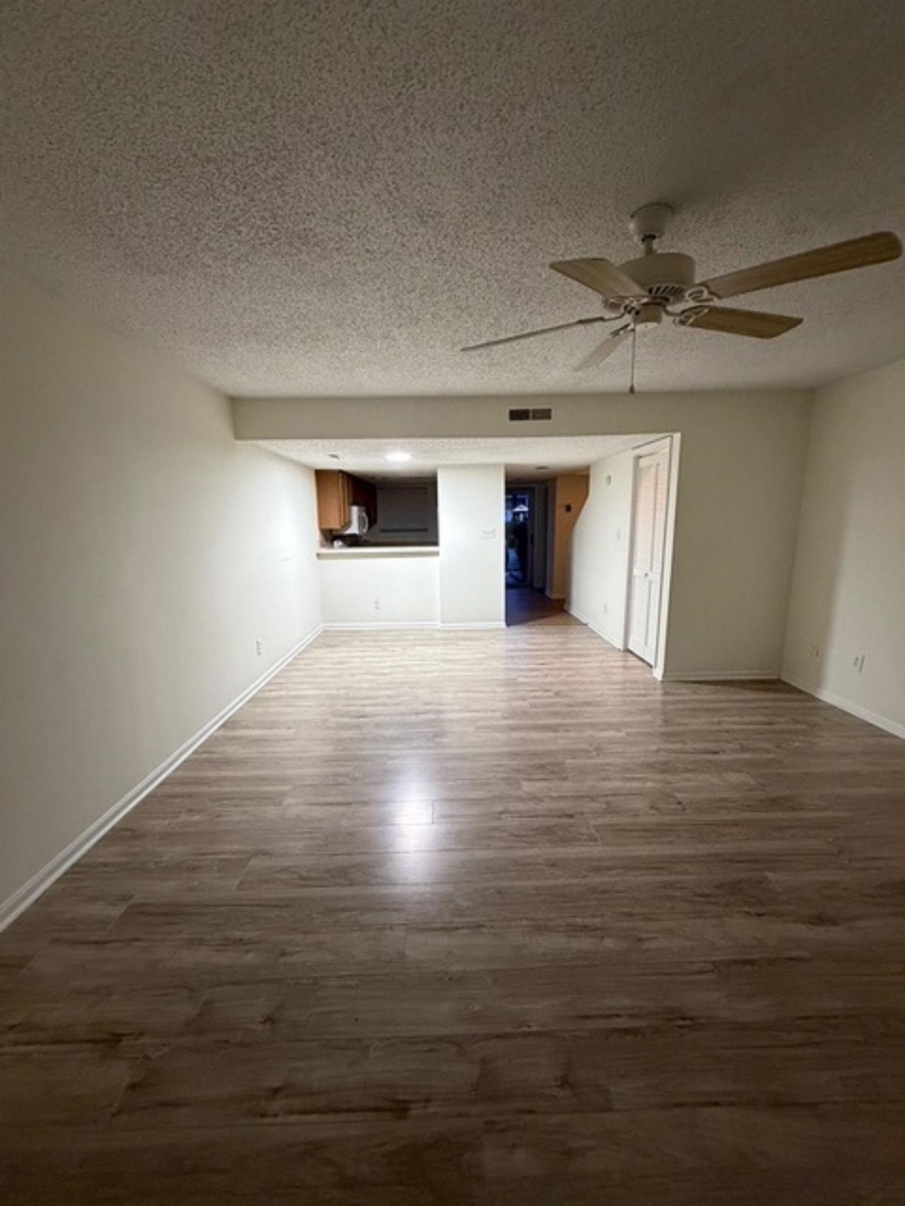 6703 Jefferson Pl.  Photo 8
