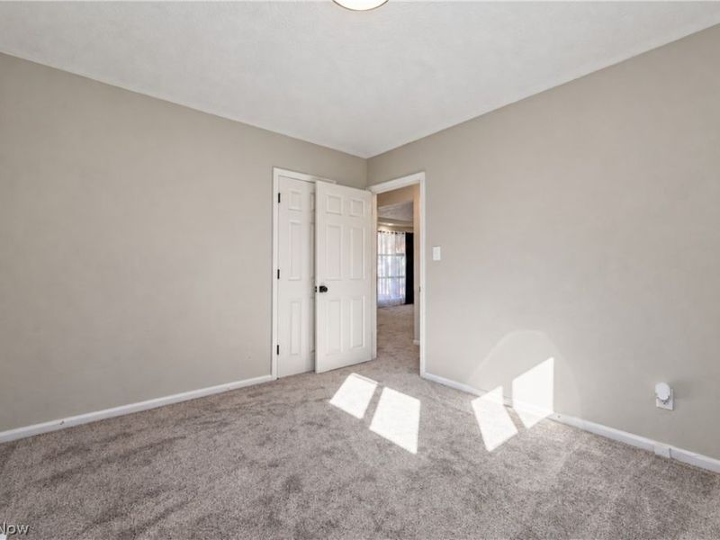 345 N Edgehill Avenue, Austintown, OH 44515 Photo 19