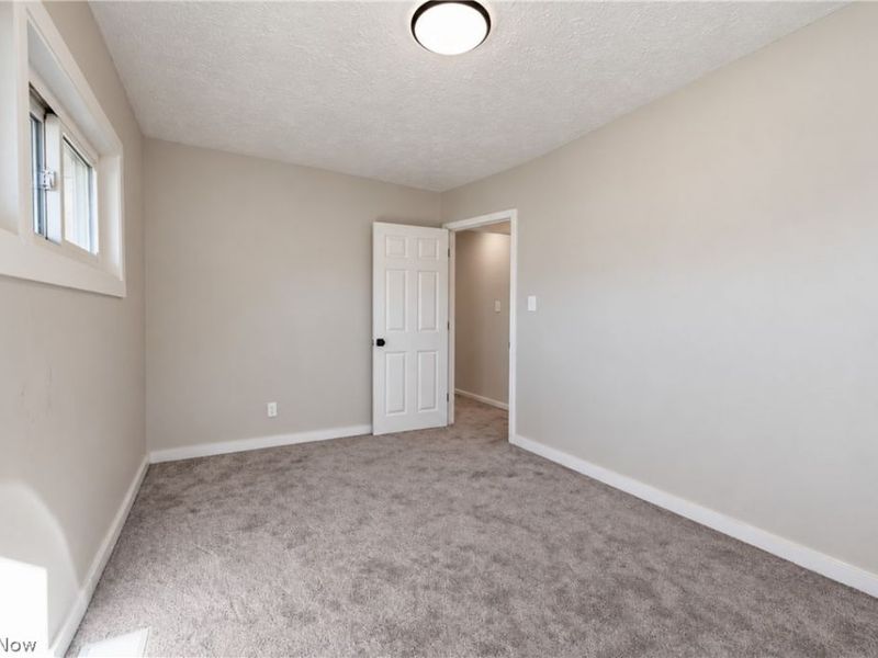 345 N Edgehill Avenue, Austintown, OH 44515 Photo 26