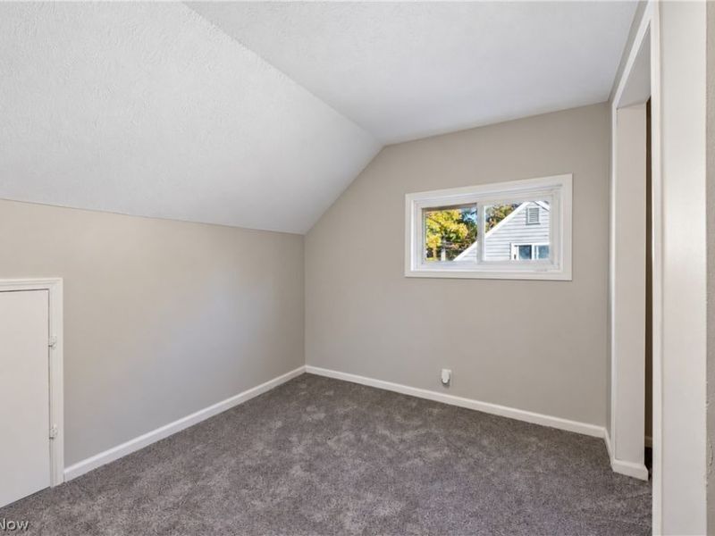 345 N Edgehill Avenue, Austintown, OH 44515 Photo 33