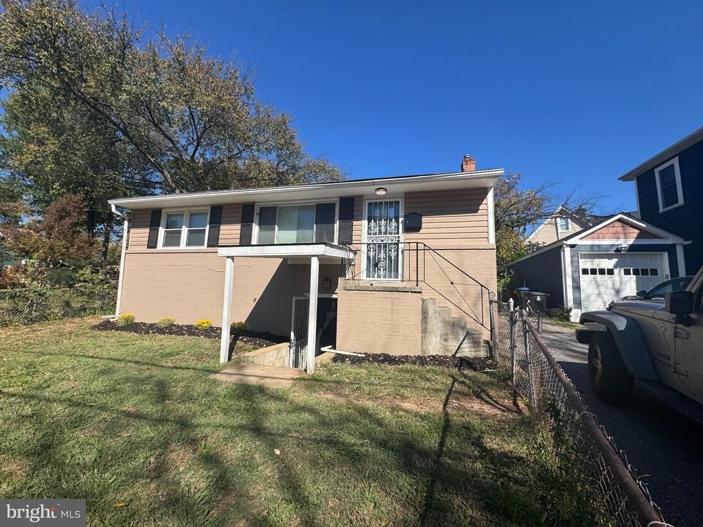 4105 RAINIER AVENUE, MOUNT RAINIER, MD 20712