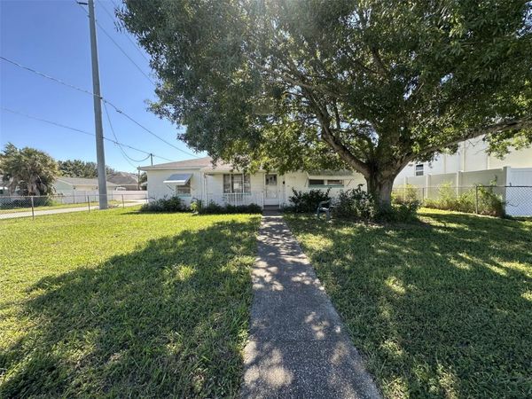 3302 W PAXTON AVENUE , TAMPA, FL 33611