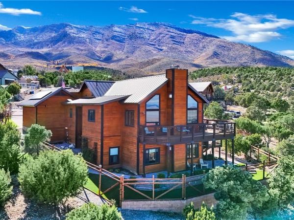 150 Wind Drift Place , Las Vegas, NV 89124