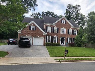 10365 FALCON POINT WAY , MANASSAS, VA 20110