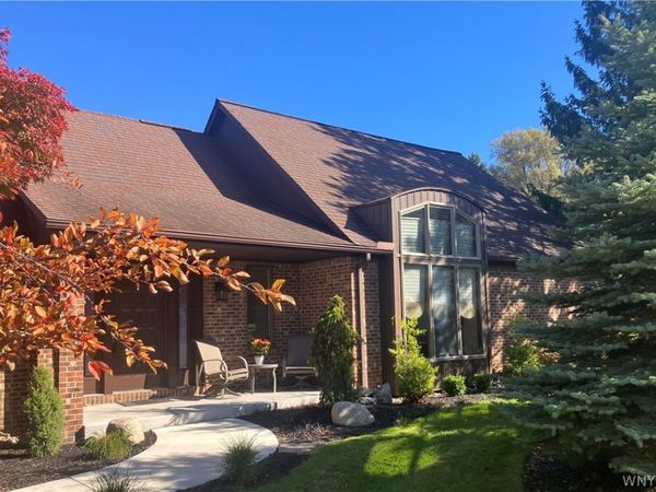 70 Hidden Ridge , Amherst, NY 14221