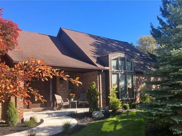 70 Hidden Ridge, Amherst, NY 14221