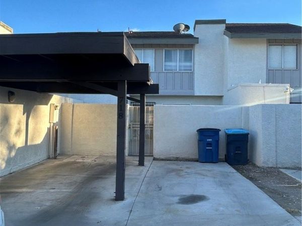 718 Fernwood Lane, Las Vegas, NV 89169