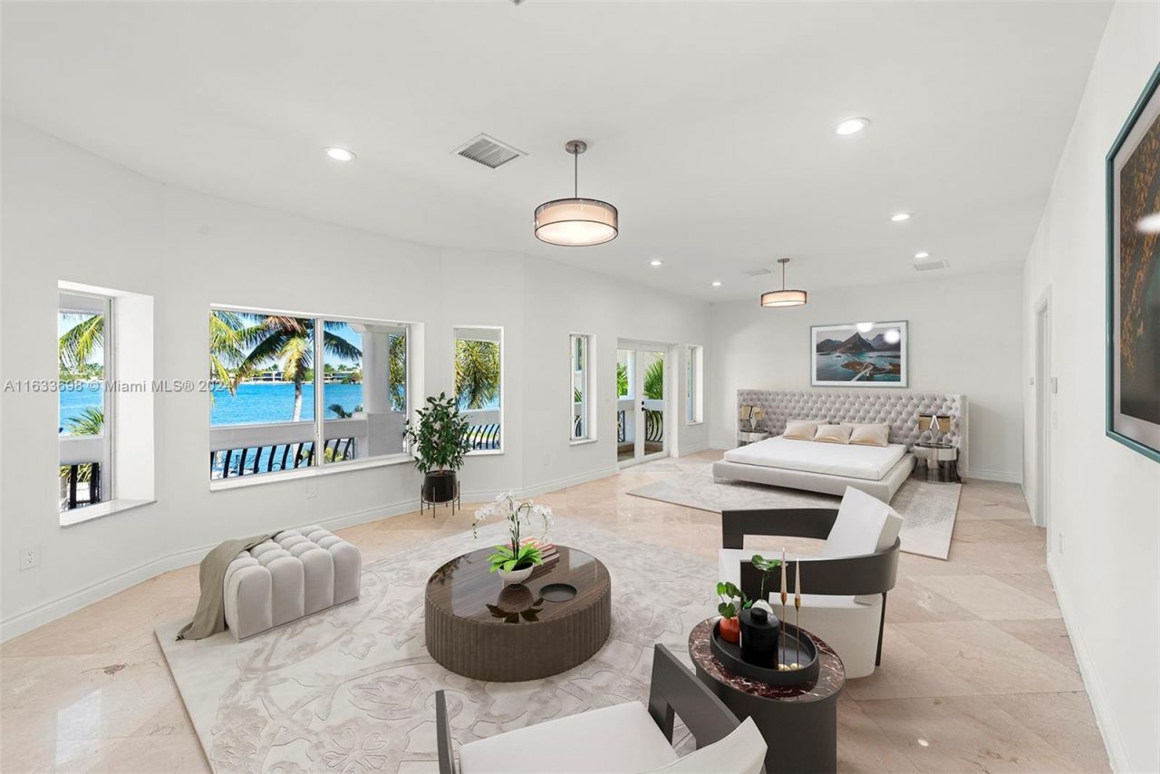 369 N Hibiscus Dr, Miami Beach, FL 33139 Photo