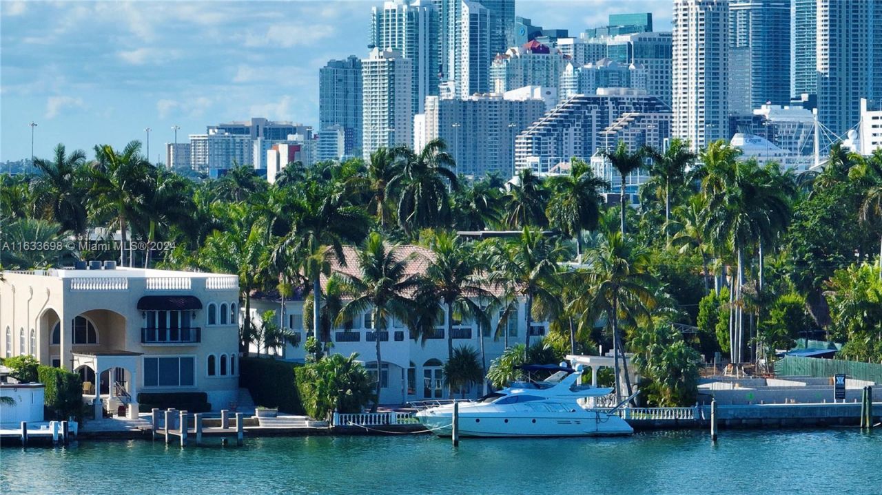 369 N Hibiscus Dr, Miami Beach, FL 33139 Photo