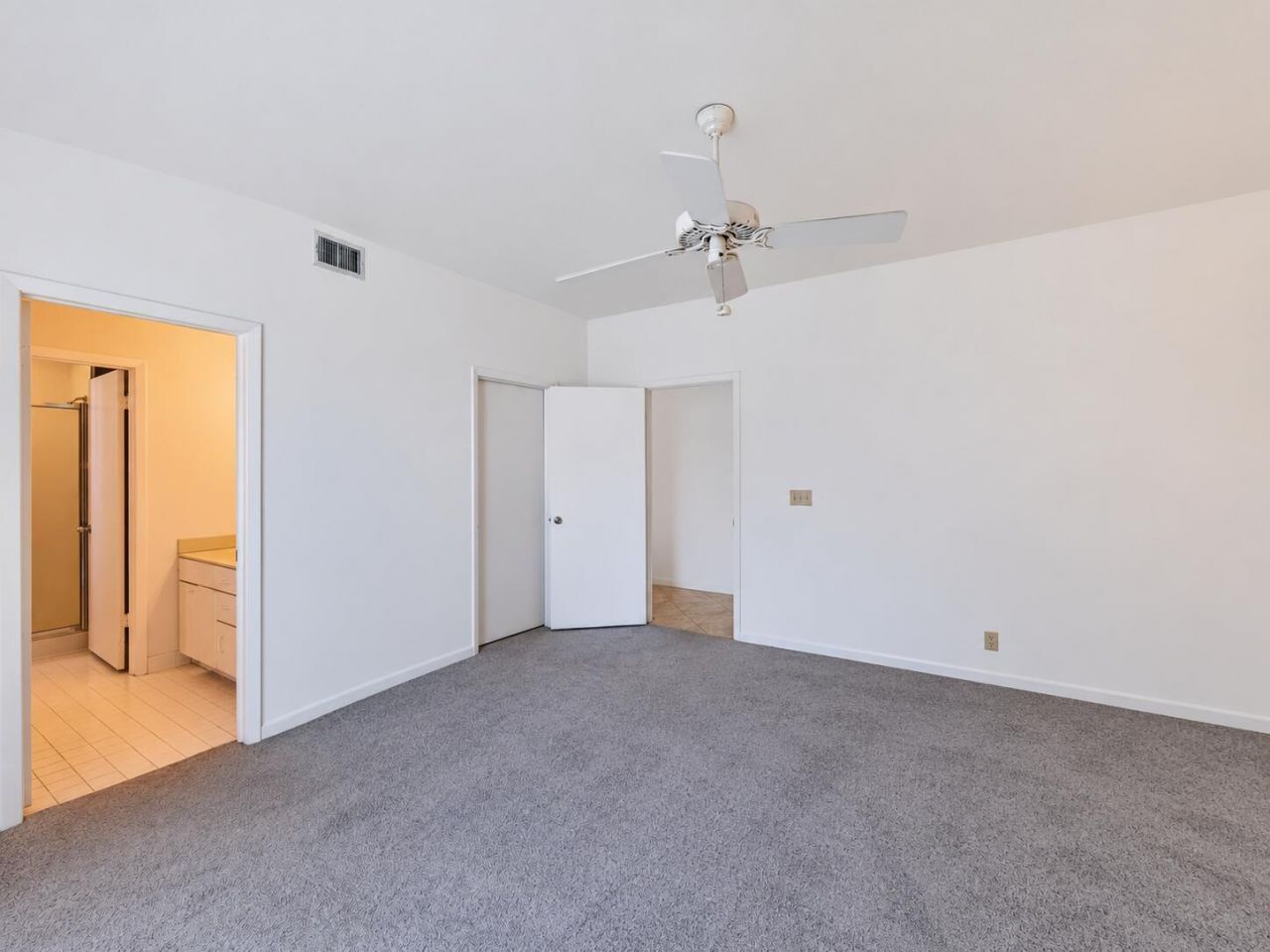 120 Inlet Way, Unit 301, Palm Beach Shores, FL 33404 Photo