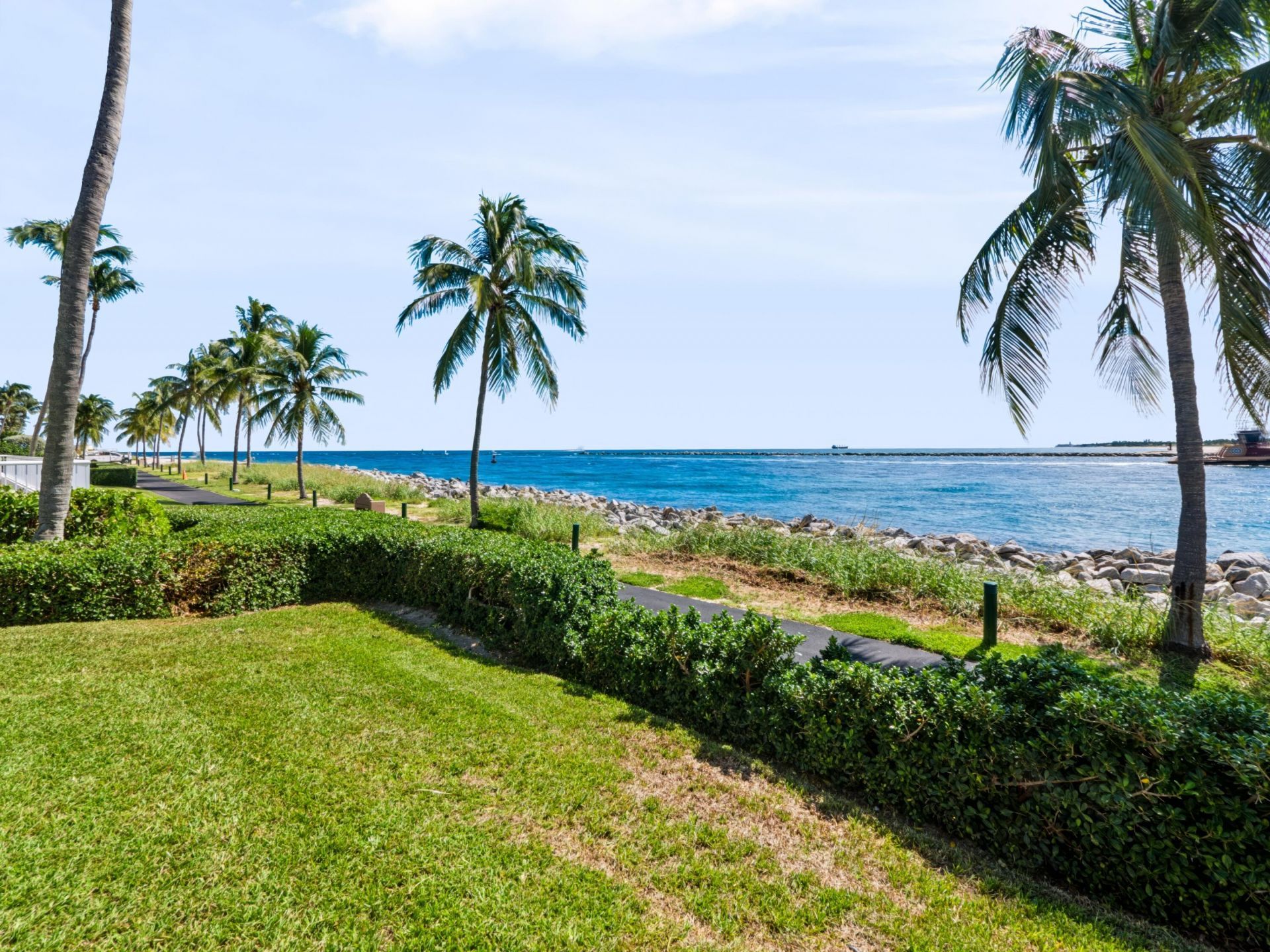 120 Inlet Way, Unit 301, Palm Beach Shores, FL 33404 Photo