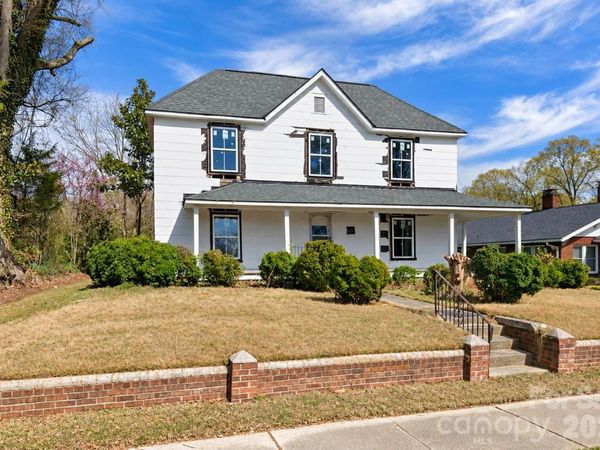 723 Pee Dee Avenue , Albemarle, NC 28001