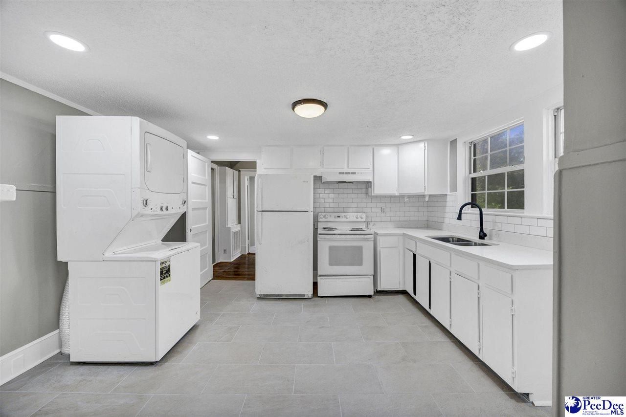 3801 1/2 Lamar Street Photo 5