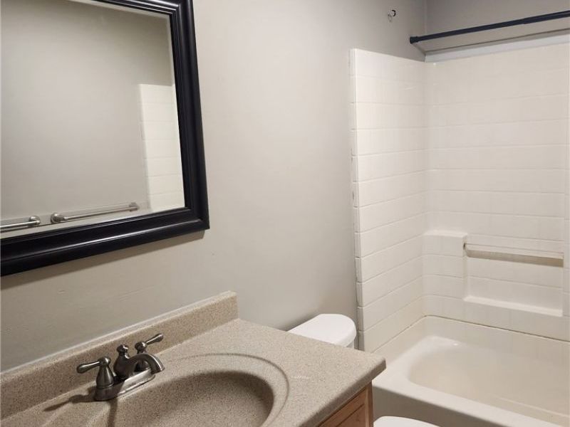 511 Ricksecker Street , Dover, OH 44622 Photo 6