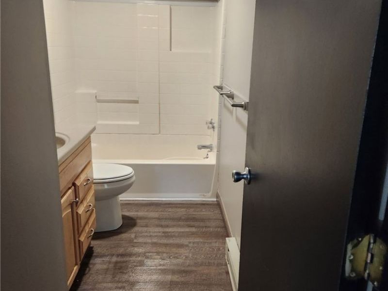511 Ricksecker Street , Dover, OH 44622 Photo 7