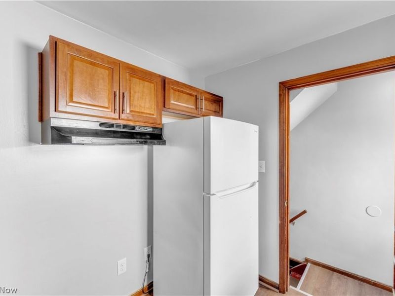 15700 Fernway Drive , Maple Heights, OH 44137 Photo 9