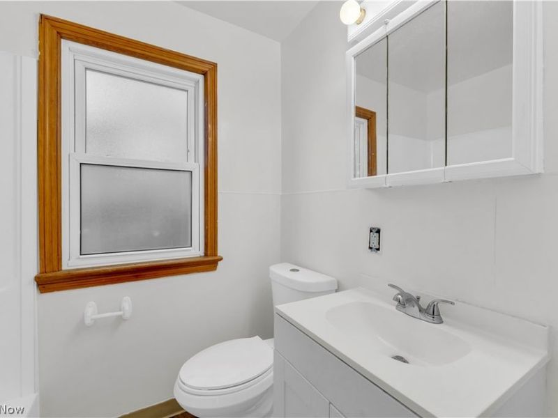 14305 Granger Road , Maple Heights, OH 44137 Photo 19