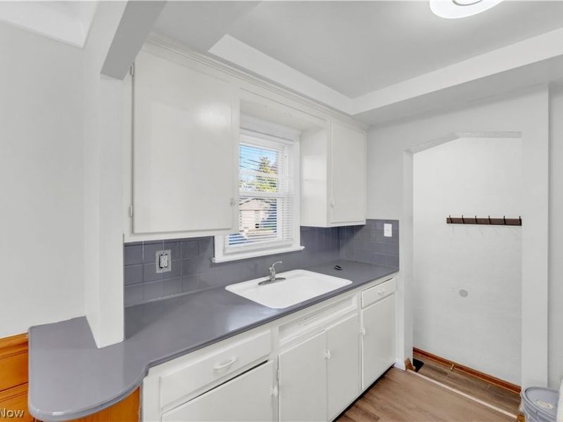 14305 Granger Road , Maple Heights, OH 44137 Photo 7