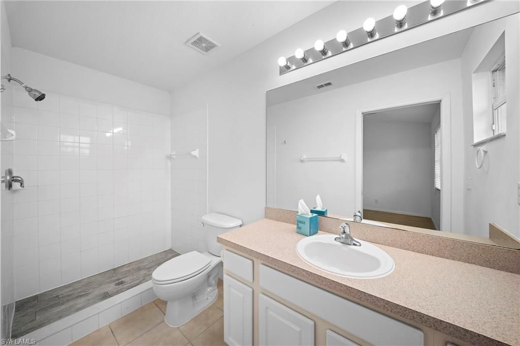 8248 Pacific Beach Dr , Fort Myers, FL 33966 Photo