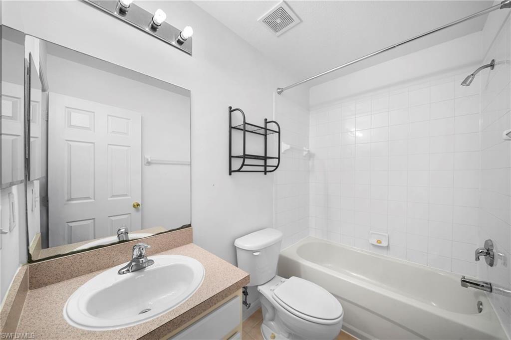 8248 Pacific Beach Dr , Fort Myers, FL 33966 Photo