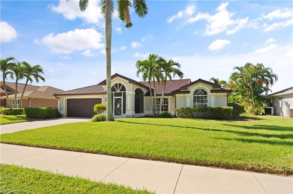 1070 SW 57th St , Cape Coral, FL 33914 Photo