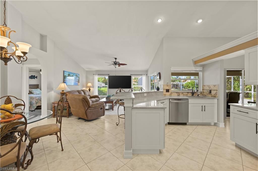 1070 SW 57th St , Cape Coral, FL 33914 Photo