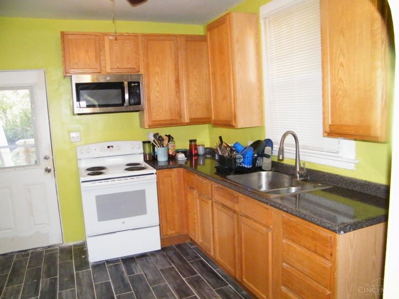 6953 Noble Avenue, North College Hill, OH 45239 Photo 11